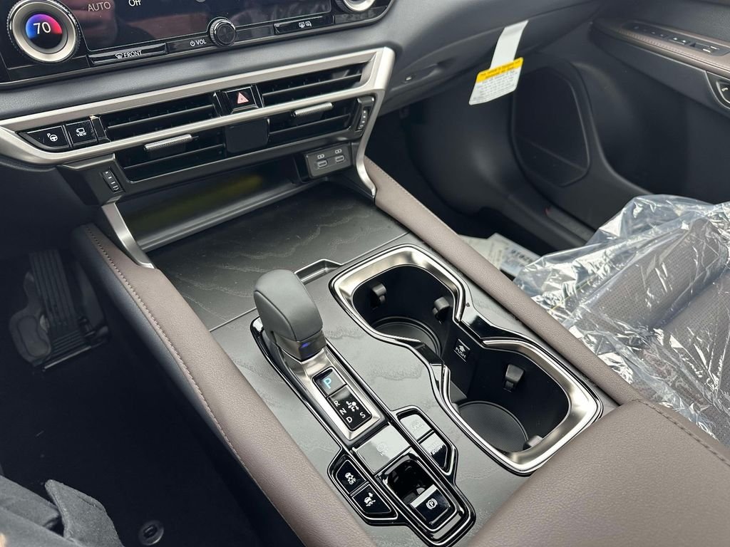 2026 Lexus RX 450h+ Luxury - Photo 24