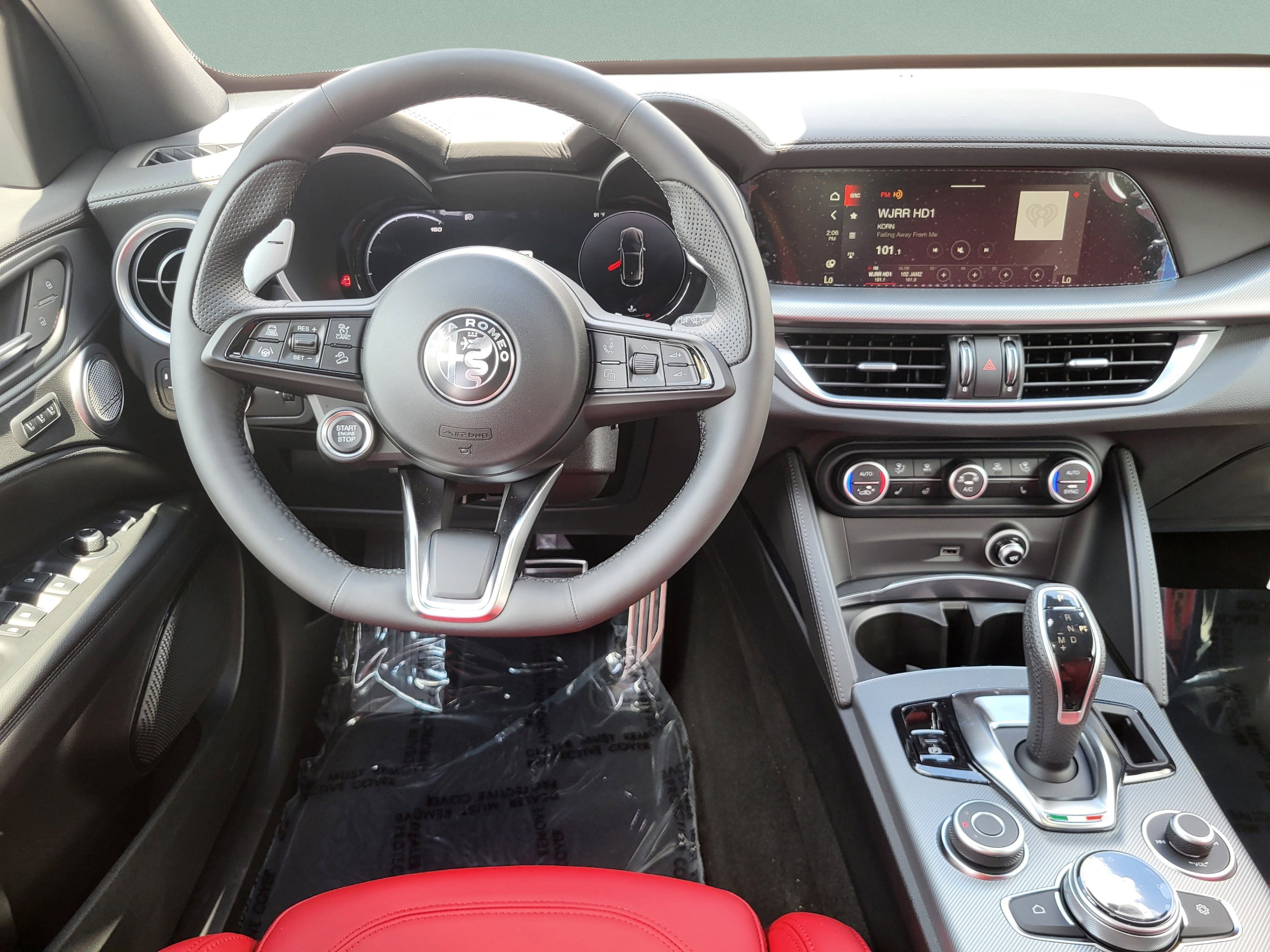 New 2026 Milano White Alfa Romeo  image 41