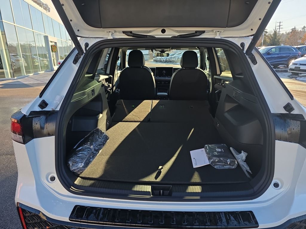 2026 Volkswagen Tiguan SE R-LINE BLACK - Photo 17