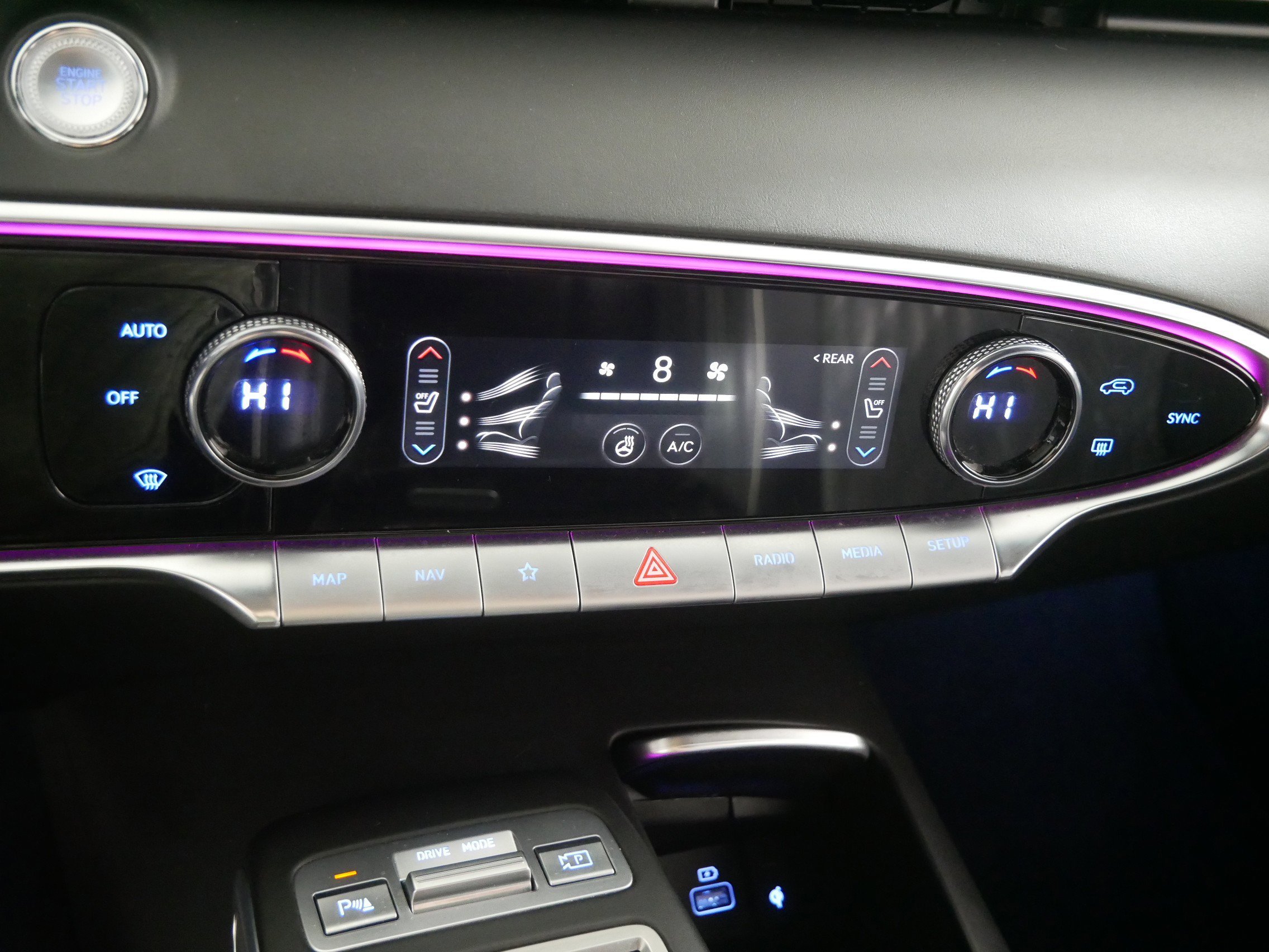 2022 GENESIS GV70 Sport - Photo 23