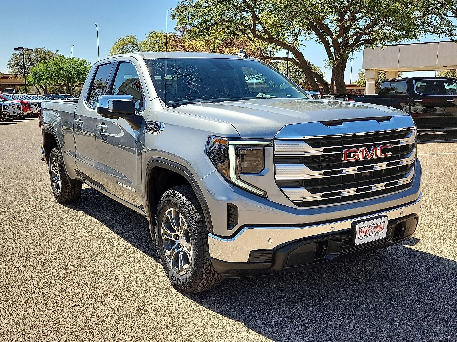 2026 GMC Sierra 1500 SLE - Photo 4
