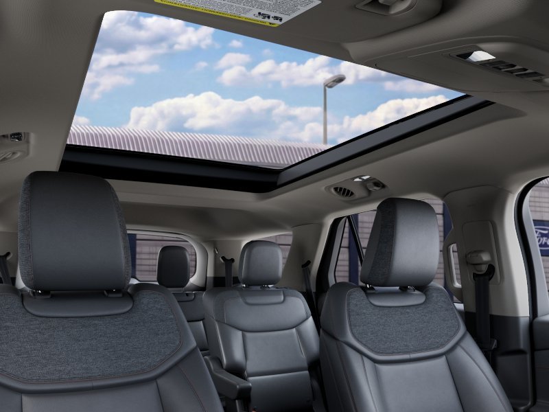 New 2027 Star White Metallic Tri-Coat Ford Active image 22