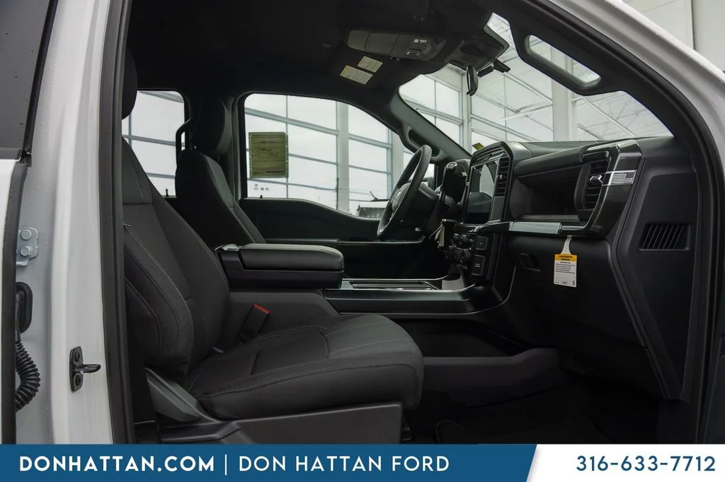 New 2026 Oxford White Ford STX® image 20