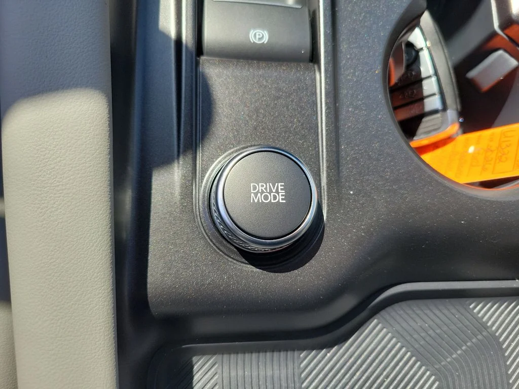 New 2026 Carbonized Gray Metallic Ford Active image 34