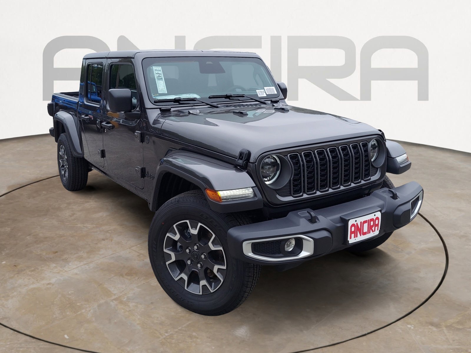 New 2026 Granite Crystal Metallic Clearcoat Jeep Sahara image 4