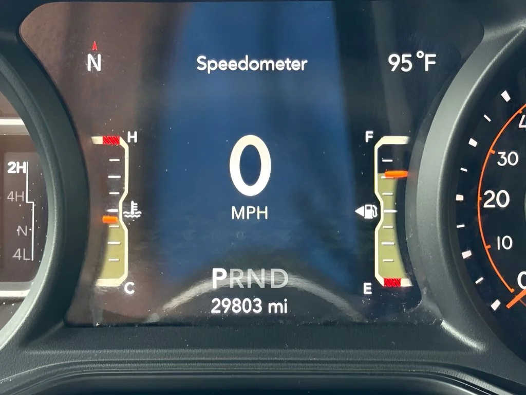 Used 2025 Gray Jeep Sahara image 23