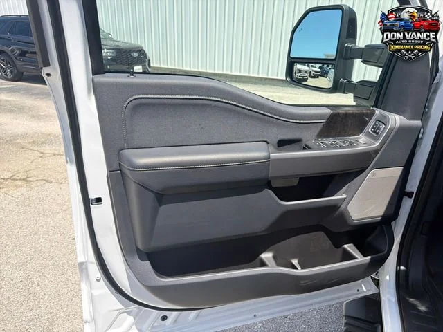 New 2026 Oxford White Ford F-350® Lariat® image 10