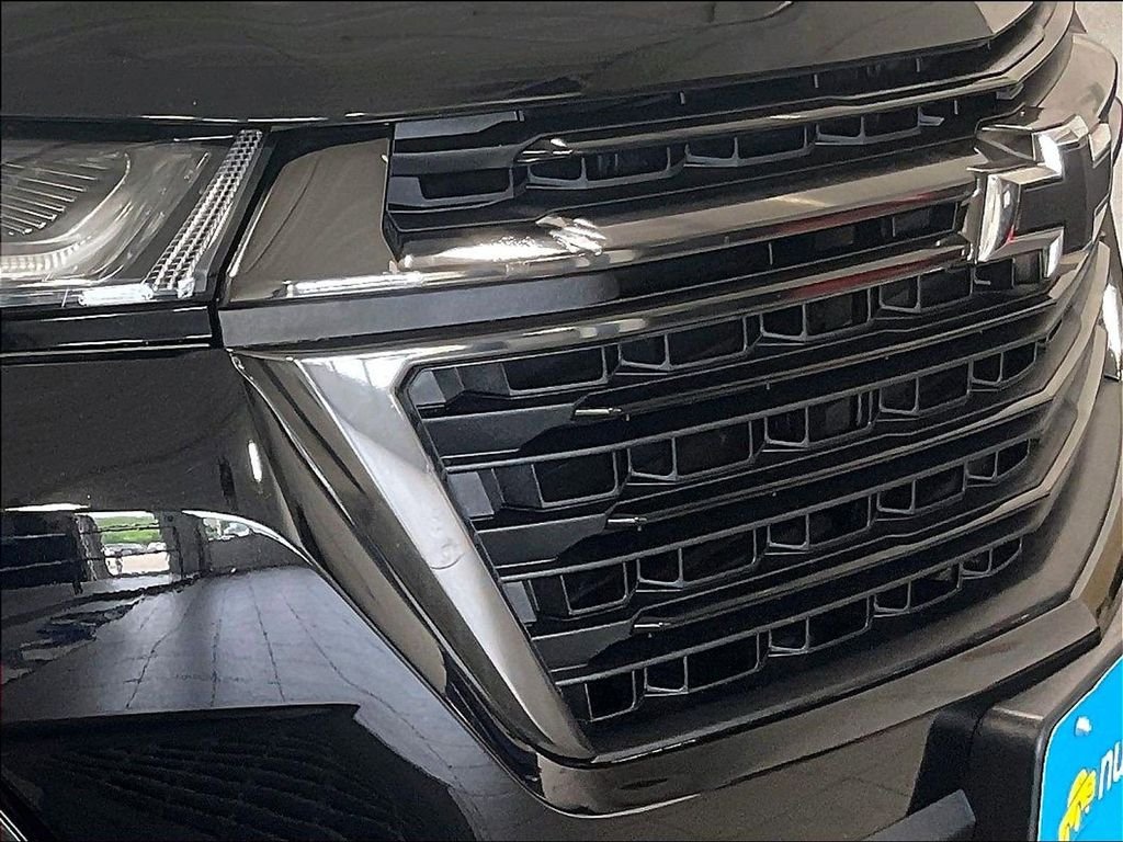 Used 2023 Black Chevrolet LT image 32