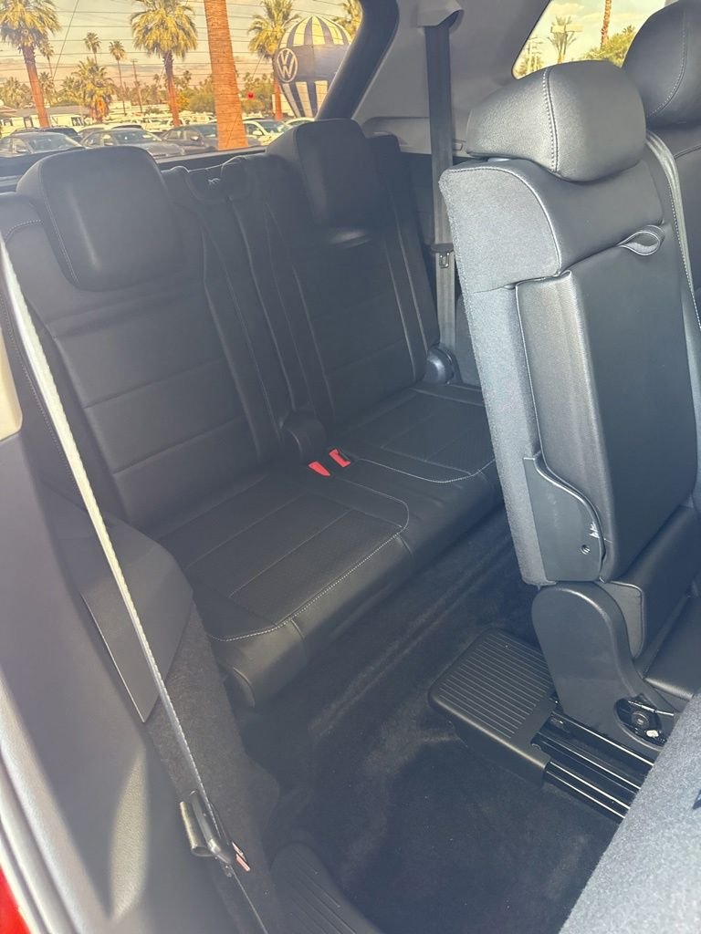 Used 2019 Orange Volkswagen  image 12