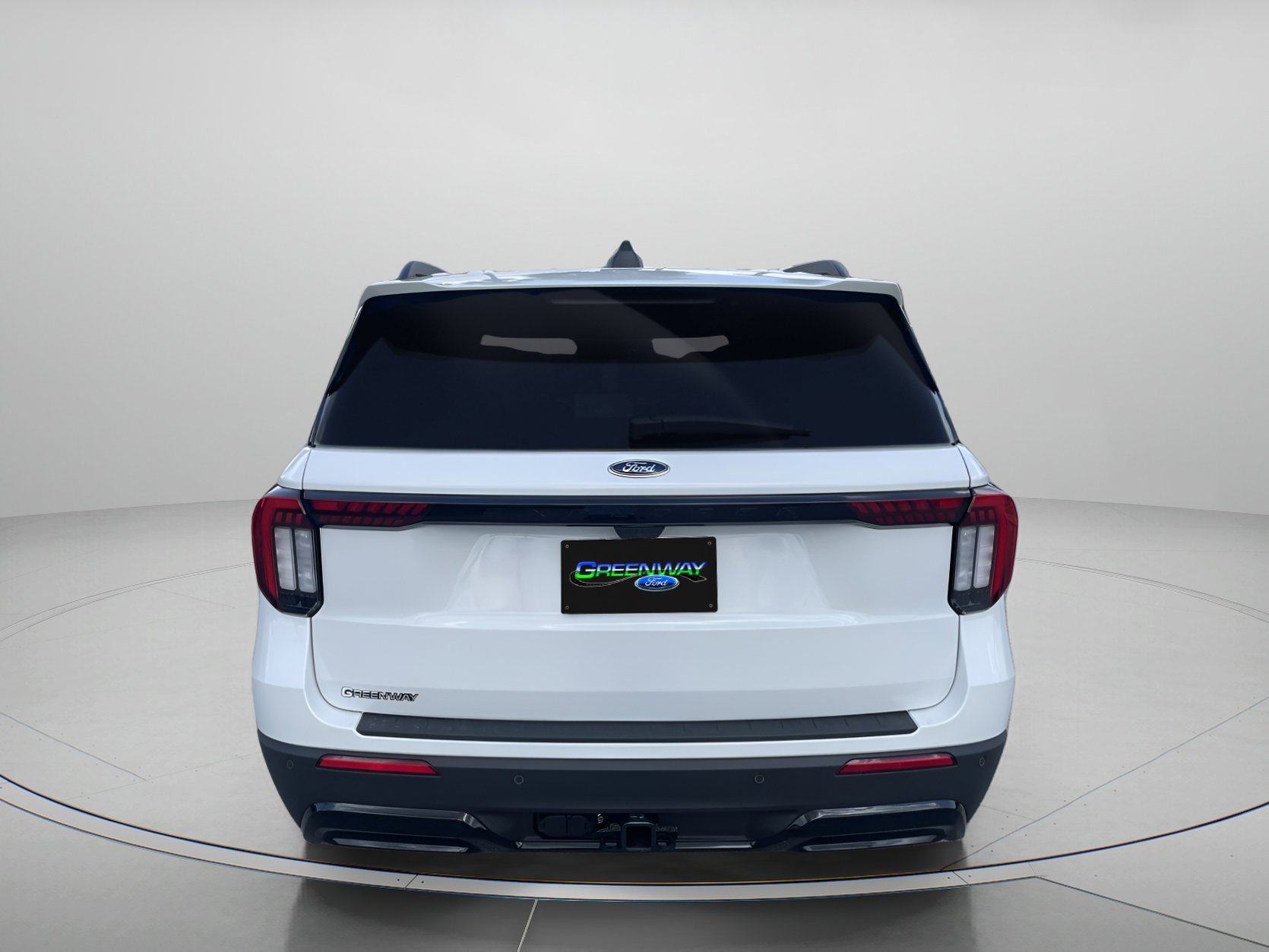 New 2026 Star White Metallic Tri-Coat Ford ST-Line image 4