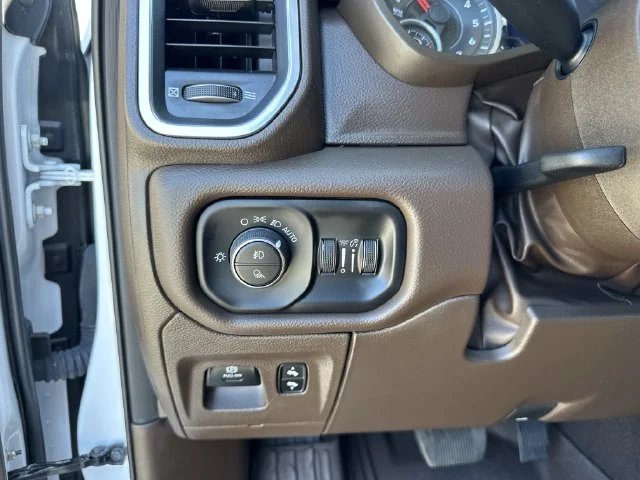 Used 2025 White Ram Laramie image 27