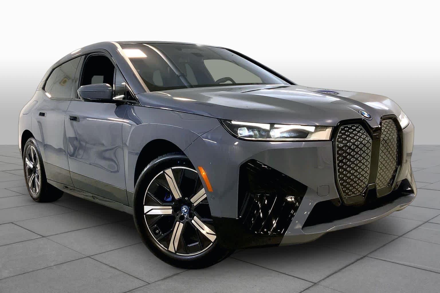 Used 2024 BMW iX Base with VIN WB523CF03RCR22925 for sale in Kansas City