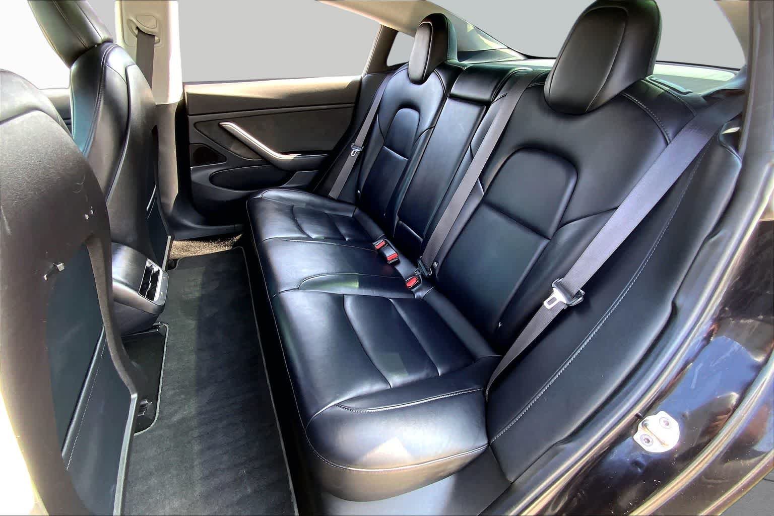 Used 2018 Solid Black Tesla Long Range Battery image 19
