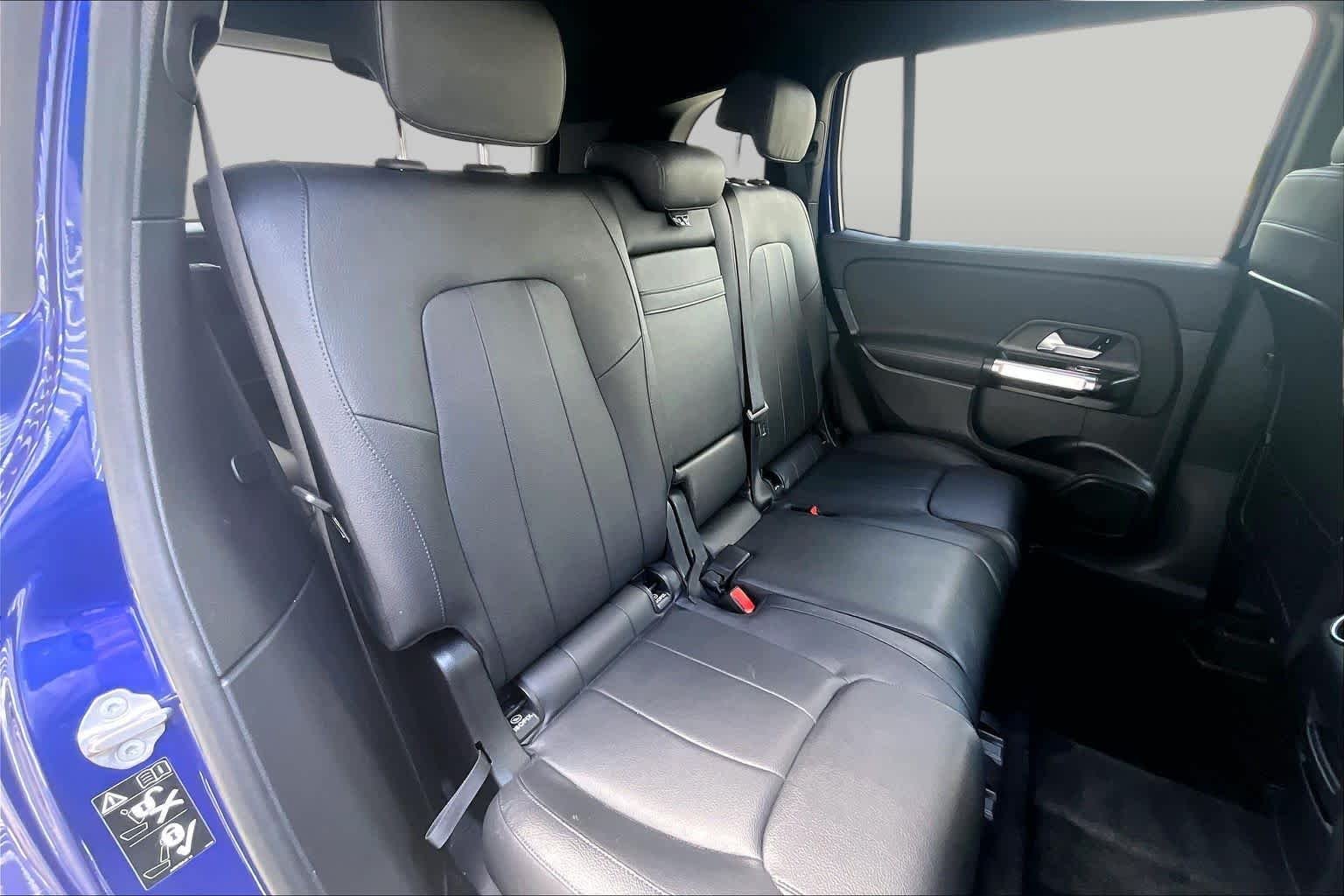 Used 2021 Galaxy Blue Metallic Mercedes-Benz GLB 250 image 18