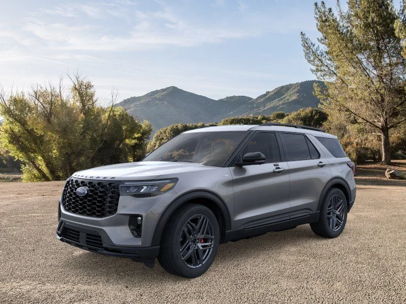 New 2026 Carbonized Gray Metallic Ford ST-Line image 2