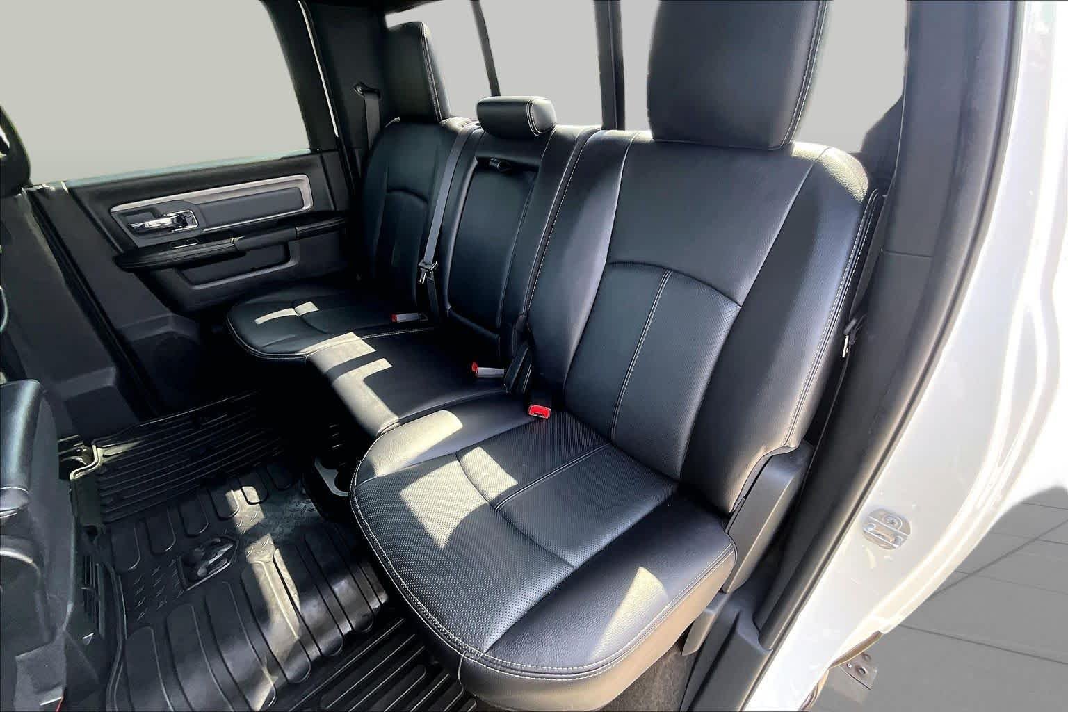 Used 2018 Bright White Clearcoat Ram Power Wagon image 20
