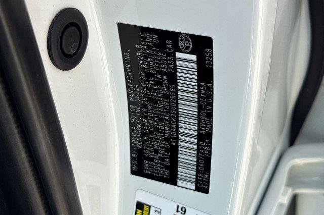 Certified Used 2025 ICE CAP Toyota  image 32