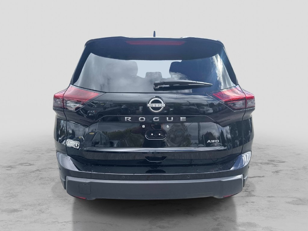 Used 2026 Black Nissan S image 4