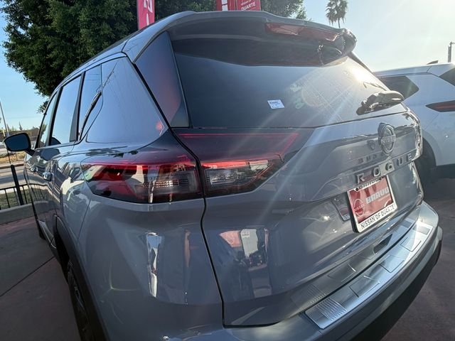 New 2026 Boulder Gray Pearl Nissan SV image 6