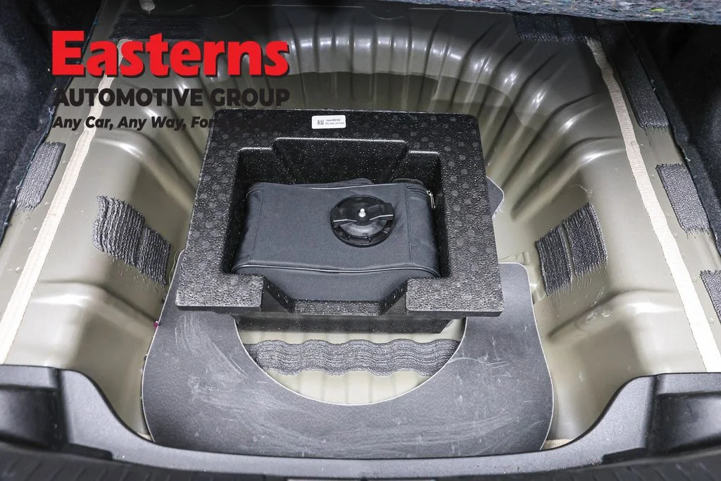 Used 2025 Gray Chevrolet LT image 22