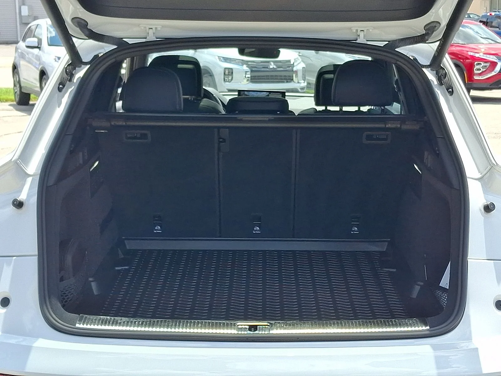 Used 2021 White Audi Premium Plus image 27