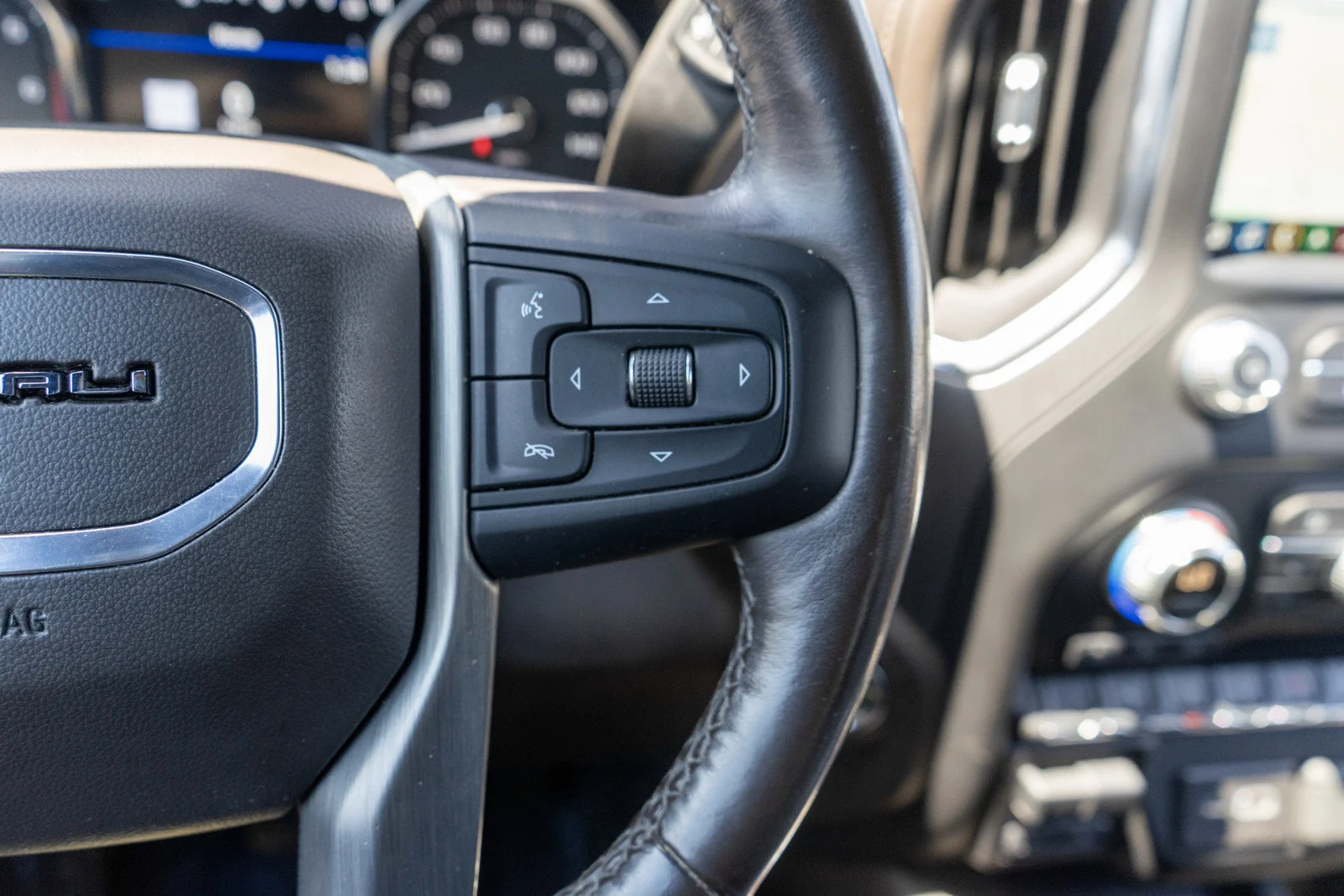 Used 2022 Satin Steel Metallic GMC Denali image 25