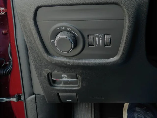 New 2026 Red Jeep Altitude image 19