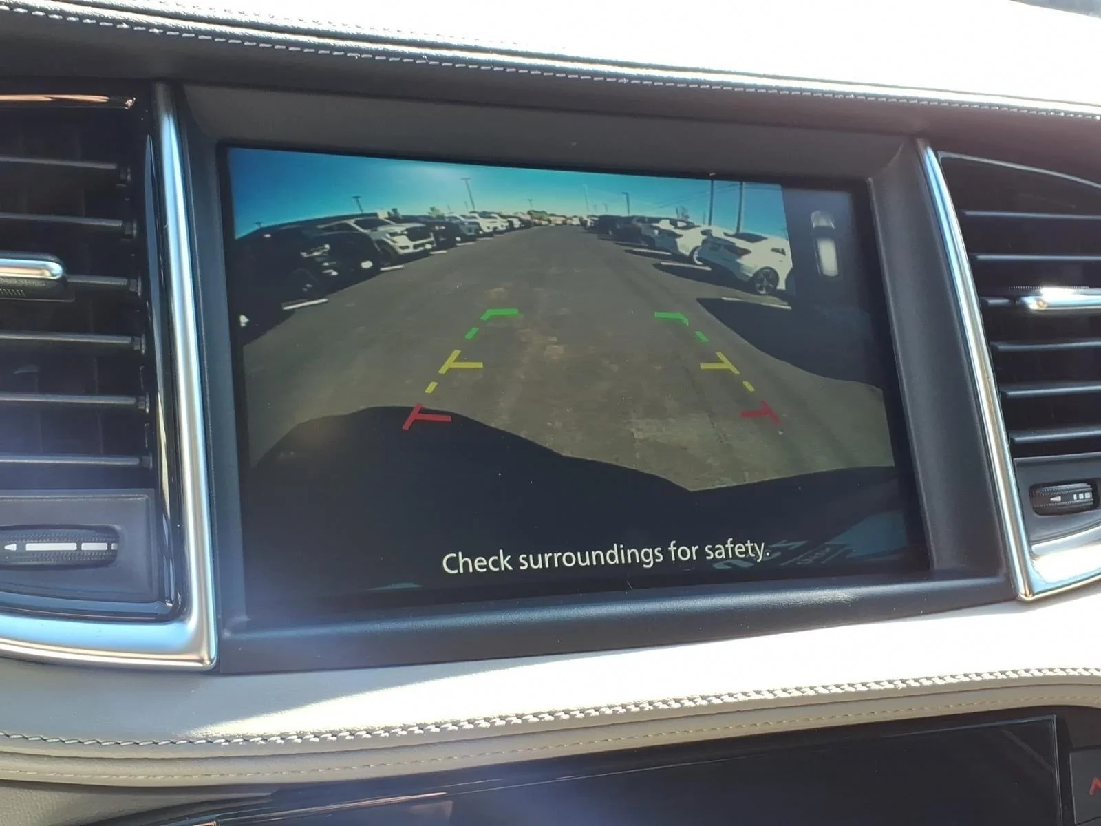 Used 2024 Hermosa Blue INFINITI LUXE image 13