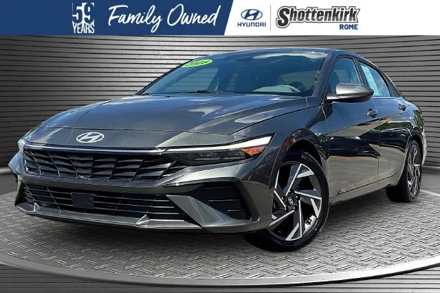 2025 Hyundai Elantra SEL