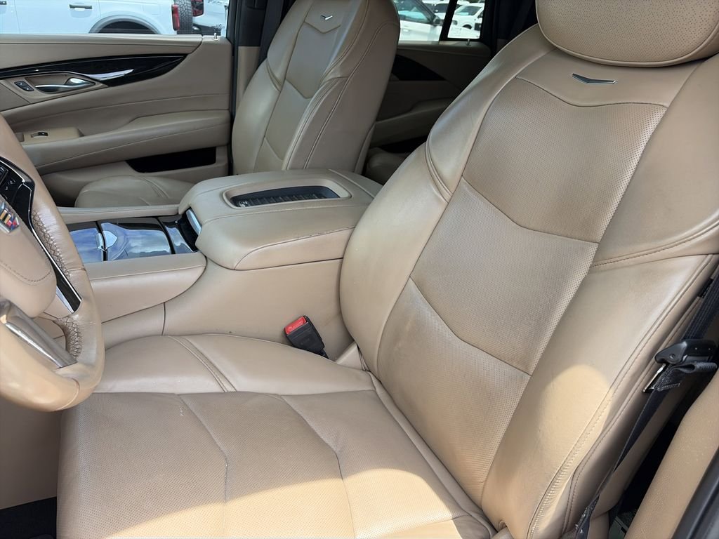 Used 2019 Black Cadillac Platinum Edition image 14