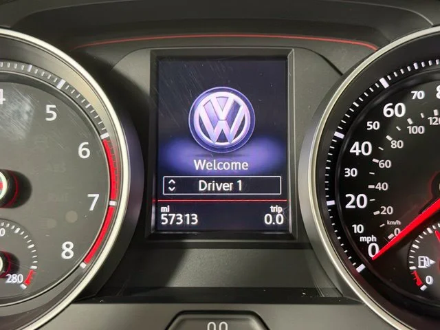 Used 2020 White Volkswagen Autobahn image 14