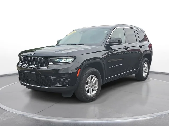 2023 Jeep Grand Cherokee Laredo