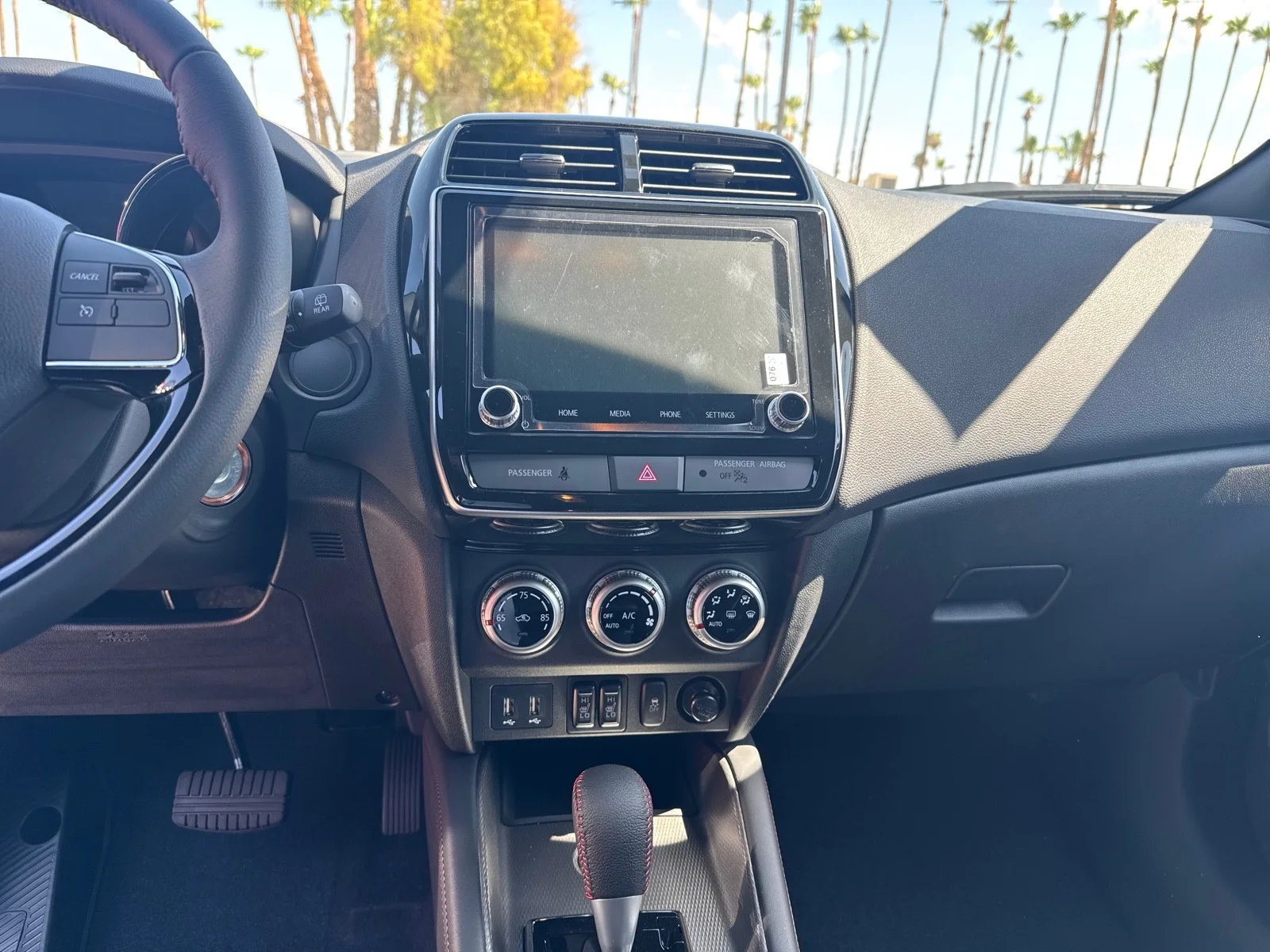 Used 2025 White Diamond Mitsubishi Trail Edition image 17