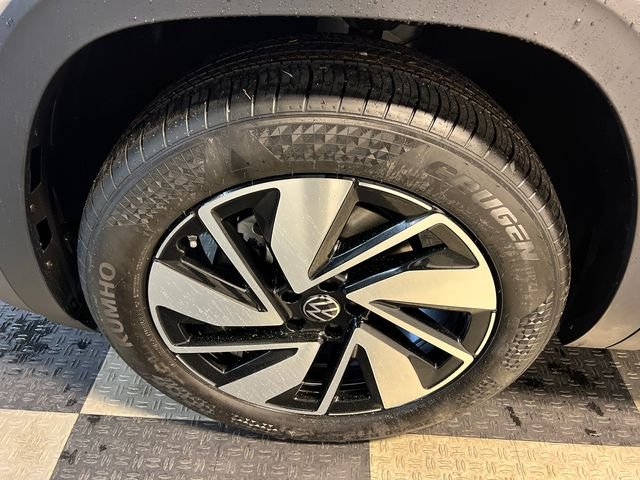New 2026 White Volkswagen 2.0T SEL image 9