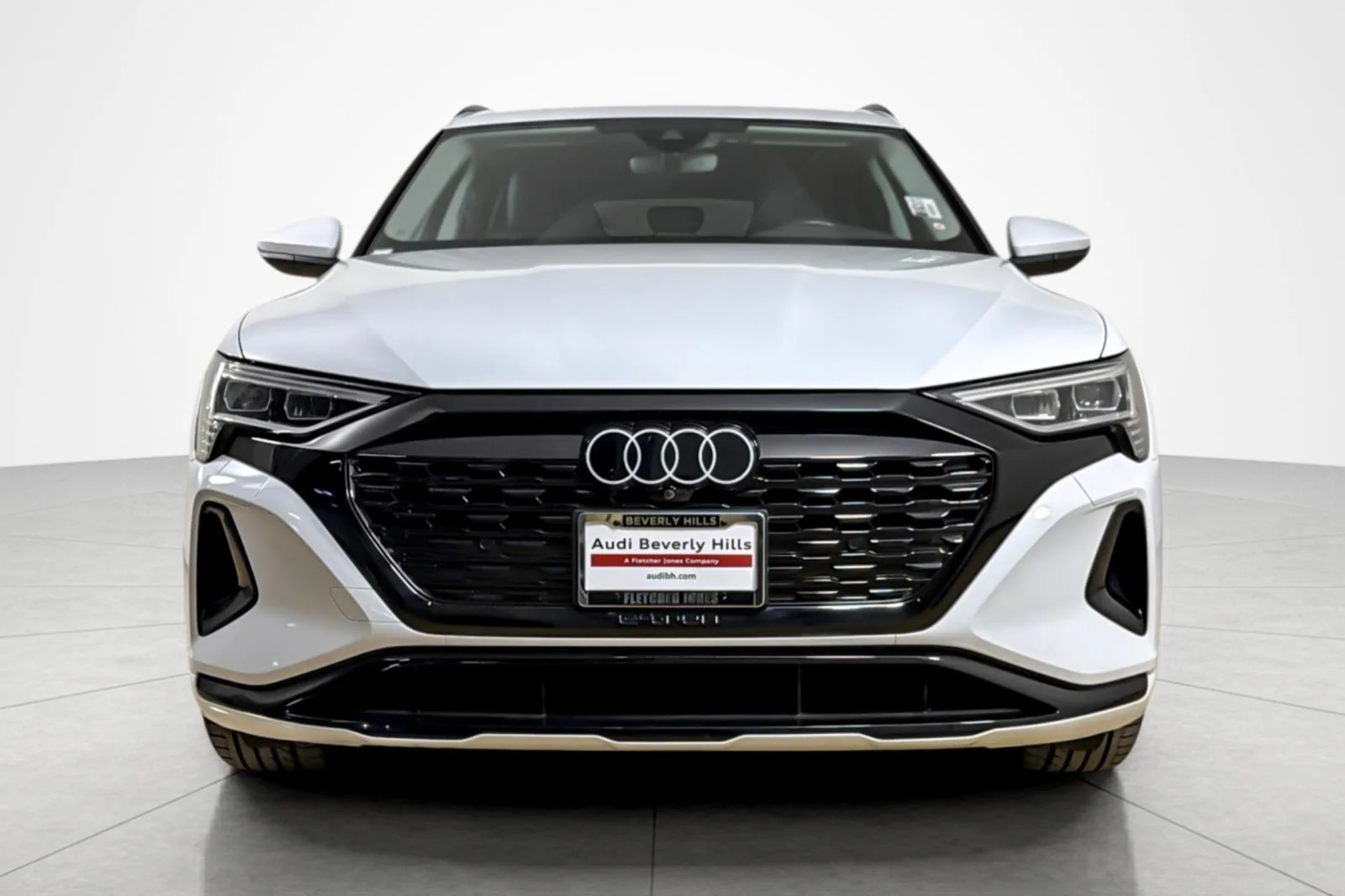 Used 2024 Glacier White Metallic Audi Premium quattro image 8