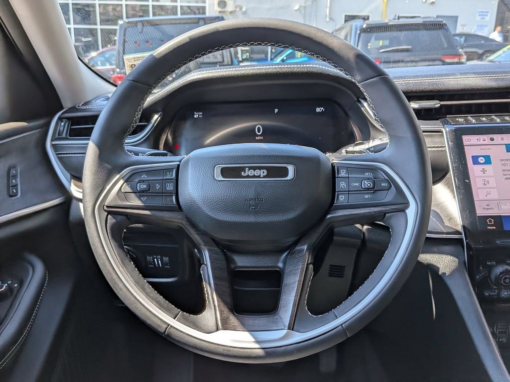 Used 2023 Black Jeep Limited image 15
