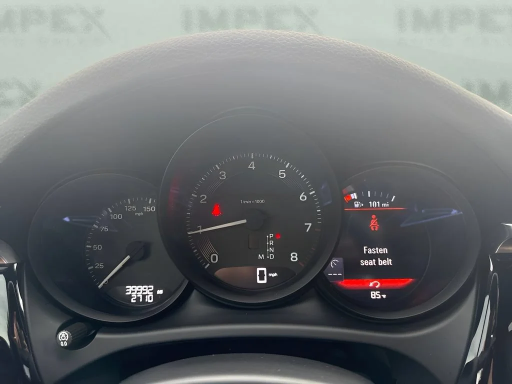Used 2022  Porsche  image 27