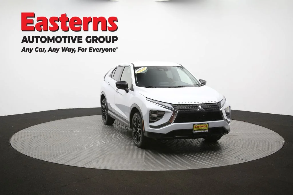 Used 2024 White Mitsubishi LE image 49