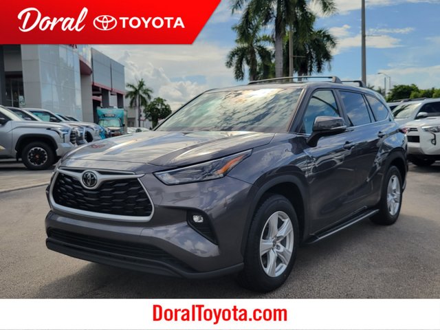2024 Toyota Highlander LE