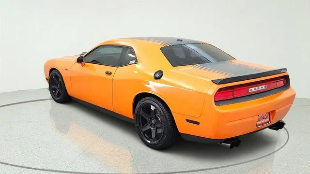 Used 2014 Orange Dodge R/T Shaker image 9