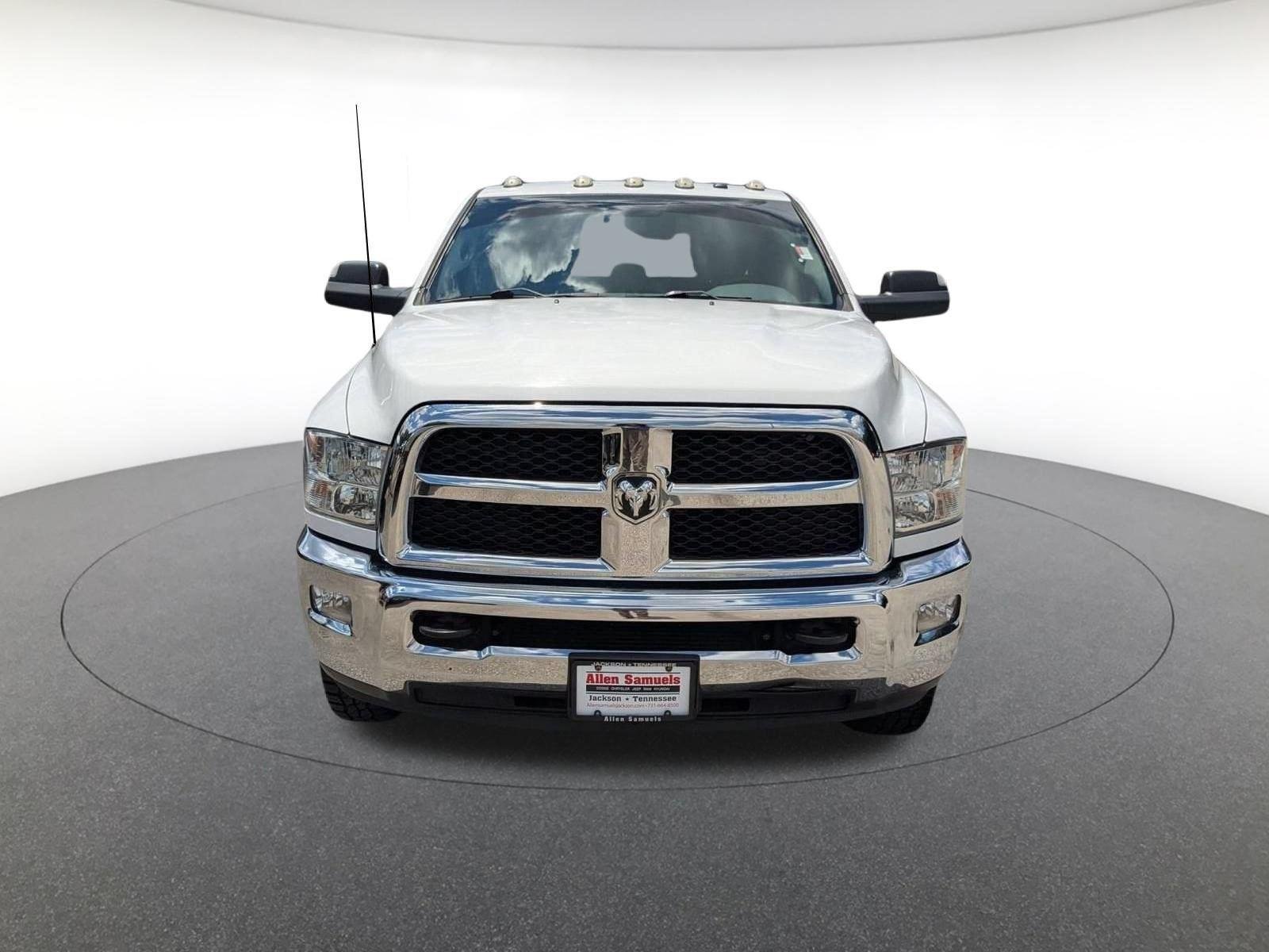 Used 2018 Bright White Clearcoat Ram Tradesman image 9