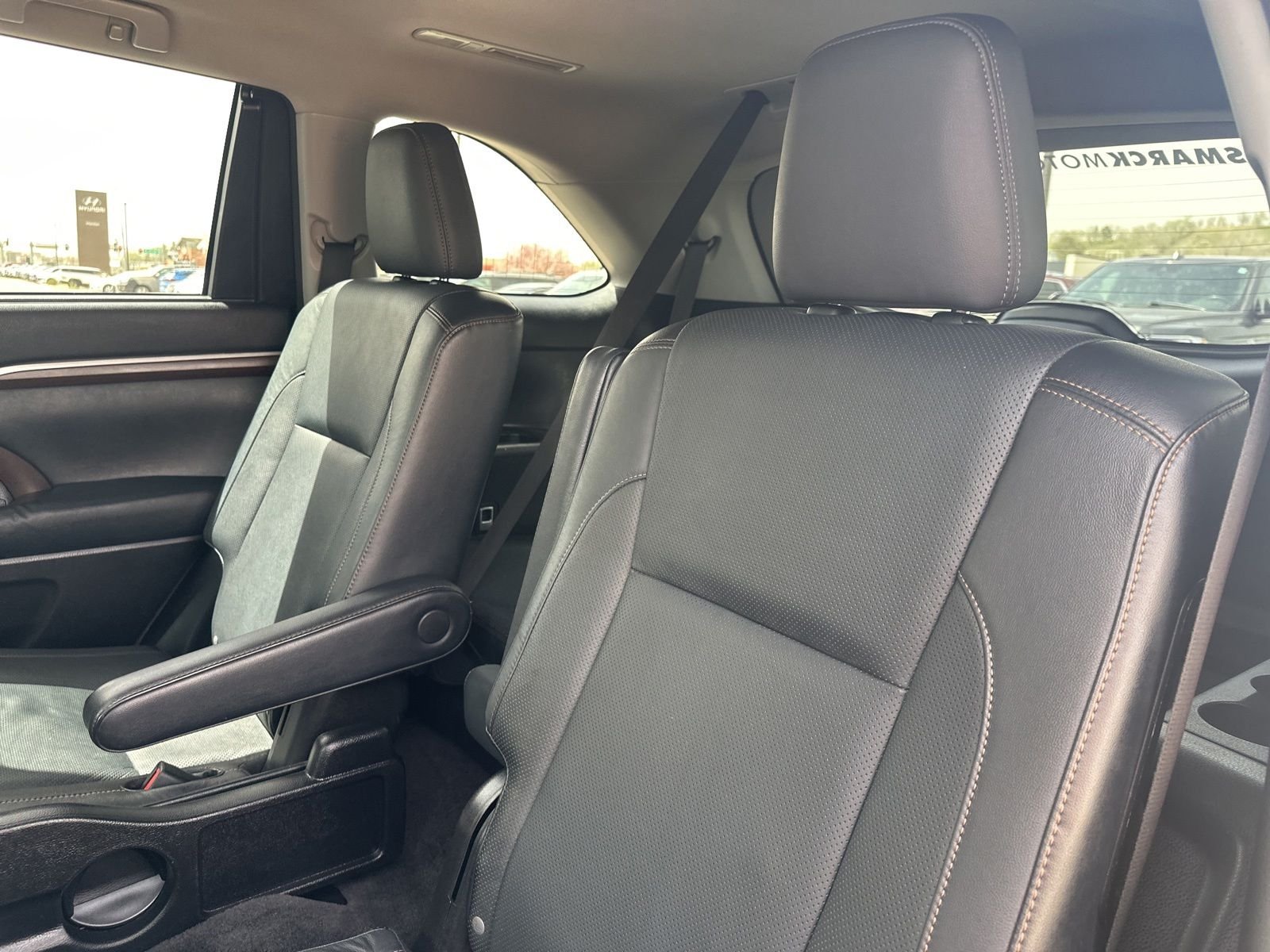 Used 2014 Black Toyota Limited image 20