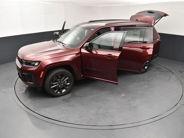 New 2026 Velvet Red Pearl-Coat Exterior Paint Jeep Limited image 27