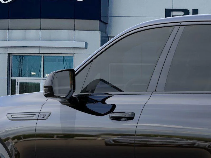 Used 2025  Cadillac Luxury 1 image 12