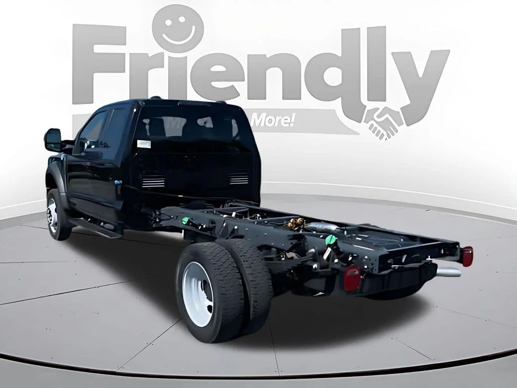 New 2026 Agate Black Metallic Ford F-550® XLT image 7