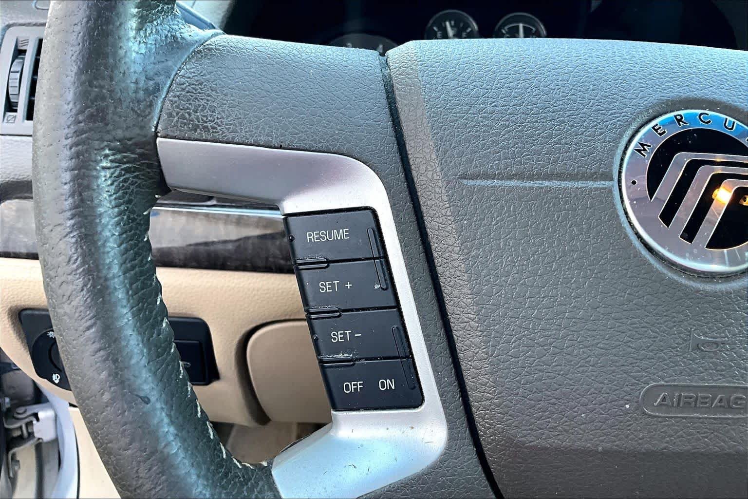Used 2009 Tuxedo Black Metallic Mercury Premier image 23
