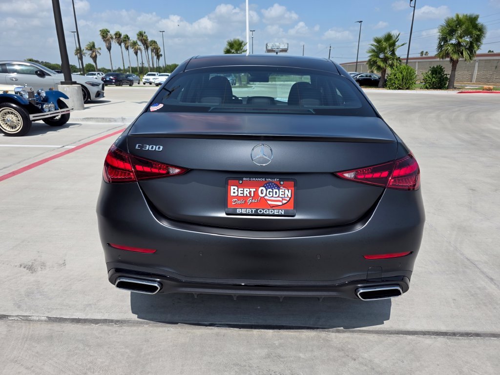 New 2026 MANUFAKTUR exclusive graphite grey magno Mercedes-Benz C 300 image 34