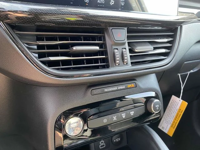 2025 Ford Escape Hybrid ST-Line - Photo 14