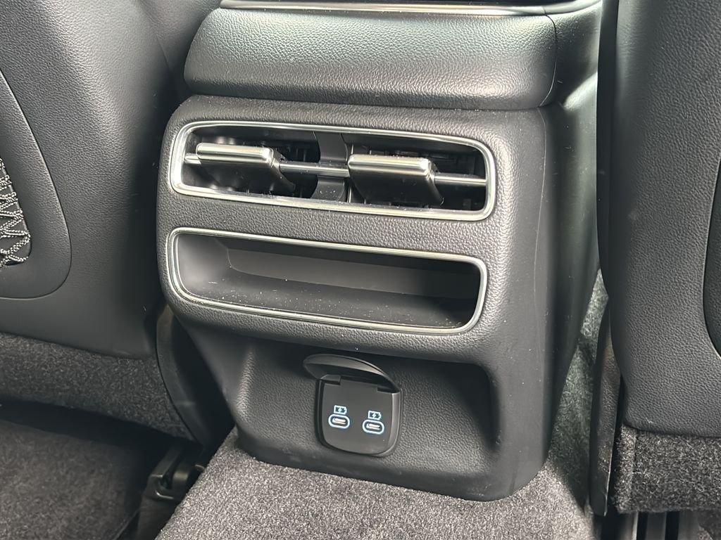 2026 GENESIS GV70 - Photo 38