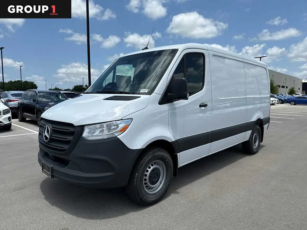 2025 Mercedes-Benz Sprinter 2500 144 WB's photo